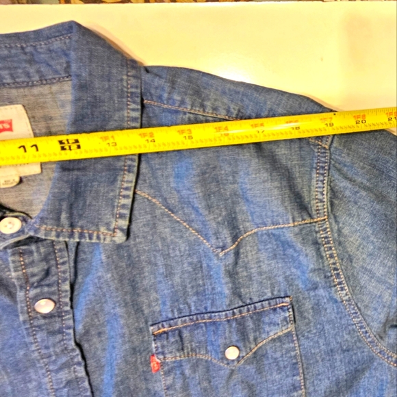 Levi’s Classic Western Standard Fit Pearl Snap Denim Shirt Men's size XL - Picture 8 of 10